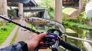 Catching Pike on CUSTOM Lures - Urban Pike Fishing