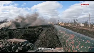 IMPRESSIVE: Russian/DNR Tanks coming under Ukrainian artillery fire.