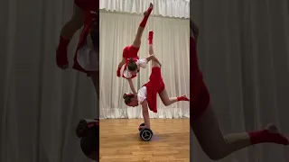 Новый трюк #shots #circus #цирк #дальшебольше #стойканаруках