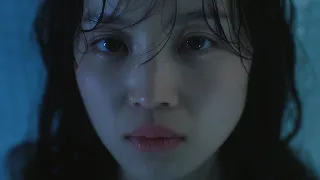 이하이 (LEE HI) - 홀로 (HOLO) Official Music Video (ENG/CHN)