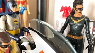 Coming Soon McFarlane 1966 Batcycle, both Julie Newmar and Eartha Kitt as Catwoman!! Reviews