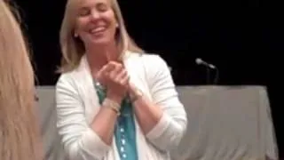 Genie Francis - Phoenix Comicon Panel - Part 1 of 5