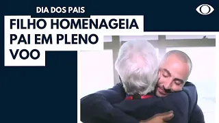 Filho faz homenagem ao pai durante voo e emociona passageiros