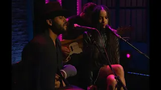 Zoe Kravitz and Twin Shadow - No Ordinary Love (Live Late Night with Seth Meyers 2015)