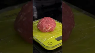 ¡Haciendo una hamburguesa fácil!🍔