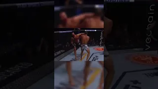 Luke Rockhold says FU to Costa and hits him with a mean left hook