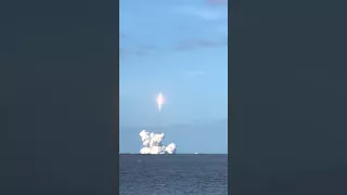 SpaceX Falcon Heavy Demo Flight from Nasa Causeway