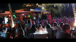 вечеринка с фуршетом в ресторане Sunset Kendwa, Занзибар