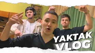 YAKTAK VLOG #16 | НАШ НАЙКРАЩИЙ ВЛОГ | ФУТБОЛ З КОМАНДОЮ | КОНЦЕРТИ | ЗАКУЛІССЯ КОНЦЕРТІВ