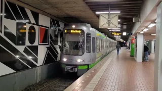 ÜSTRA Stadtbahnverkehr an der Haltestelle Hauptbahnhof