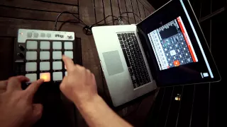 Finger drumming & beat making with iRig Pads