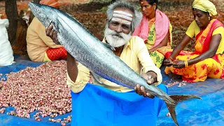 KING fish ROAST with GRAVY Making by DADDY Arumugam | Village food factory