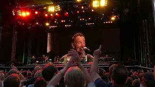 Bruce Springsteen - Cadillac Ranch (Live 2016)