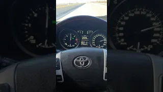 Toyota lc200 top speed