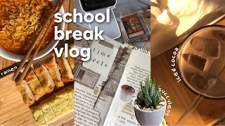 a productive school break vlog🌱 vintage journaling, ramen, getting my life together, podcasts
