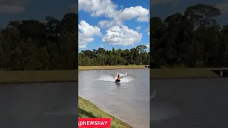 Olha Gusttavo Lima e os filhos andando de jet ski na fazenda