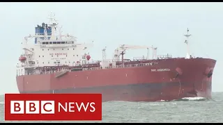 Special forces storm tanker off Isle of Wight to end “suspected hijacking” - BBC News