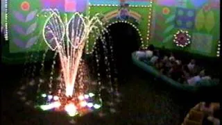 It's a Small World 2002-9-30_2