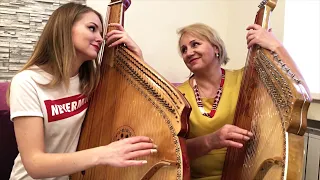 MOTHER AND DAUGHTER SINGING BEAUTIFUL SONG!