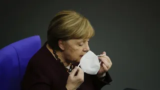 22.268  Neuinfektionen: Merkel empfiehlt 1 Woche der Isolation vor Weihnachten