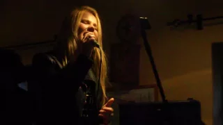 Laura van den Elzen live in Mönchengladbach