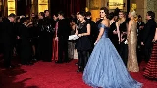 Top 10 Oscars 2012 Red Carpet Looks