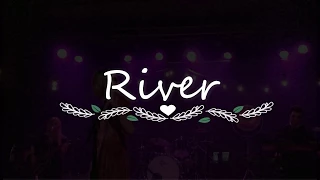 River / Grace Vanderwaal - Portland