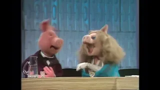 The Muppet Show - 104: Ruth Buzzi - Panel Discussion (1976)