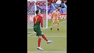 Cristiano Ronaldo shoulder pass