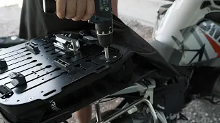 How to adjust the MotoBags to your Motorcycle