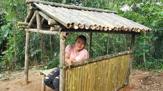 BAMBOO HOUSE: The girl who built a bamboo house off the grid - Living off grid | solo bushcraft