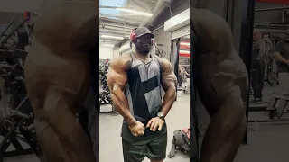 Samson Dauda 5 weeks out from the Arnold Classic 2023 #shorts