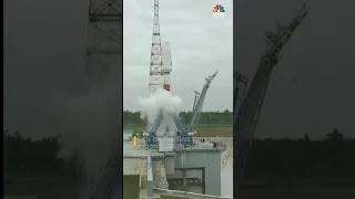 Weeks After Chandrayaan-3 Launch, Russia Blasts Off Luna-25 In Race To Moon | CNBC TV18