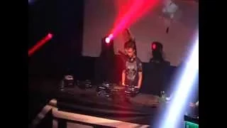 Guest69 live @ Bass Music Festival, Peron 5, Szczecin 25.10.2014 (1/3)