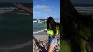 GIOVANNA ALPARONE DANÇANDO "ELA GOSTA É DE BAILAR" EM MIAMI BEACH #Shorts