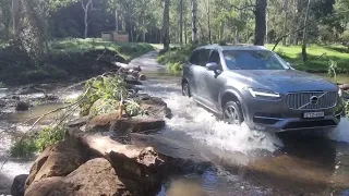 2018 Volvo XC90 T6 Inscription Off road water crossing
