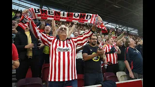 Brentford fans sing "We are top of the league!" after Brentford 2-0 Arsenal | Premier League 2021/22