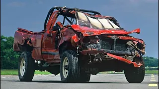 Toyota HILUX INDESTRUTÍVEL: Melhores Momentos da Programa Top Gear com a HILUX!