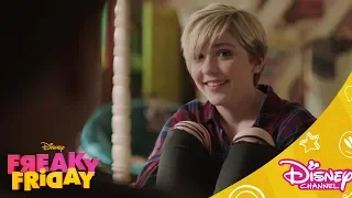 Freaky Friday | De Eerste Minuten Van De Film | Disney Channel BE