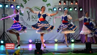 Танець Карічка | Яблуневий цвіт | Ukrajinský tanec Karička