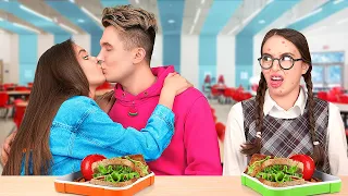 TYPES OF STUDENTS IN SCHOOL || Popular VS Nerd Students at The School Lunch by 123 GO! FOOD