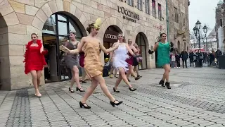 Charleston-Show für L'Occitane en Provence | Ballettschule Lack Heidelberg | Flashmob