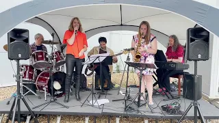 Blame it on the Boogie. Smooth Sax Mini Band.