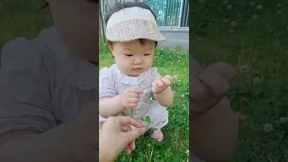 인형이 걸어서 집밖에 나왔어요!  #koreanbabyvlog