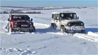 Один на один в снежном поле. УАЗ против Нивы