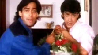 Salman Khan & Aamir Khan try to impress Raveena Tandon | Andaz Apna Apna | Comedy Scene 14/23