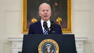 Watch: Biden delivers remarks after Supreme Court strikes down student loan relief plan | NBC News