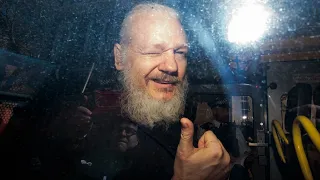 US charges Julian Assange with conspiracy