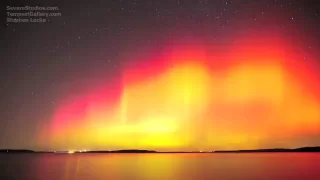 Amazing HD Northern Lights Time Lapse Perry Lake, KS - AURORA - CME