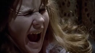 El Exorcista (1973) - ¿Hay alguien dentro de ti? | Escena Completa - Español latino